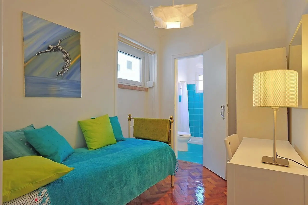 Liverpool Antic 5 Bedrooms Лиссабон